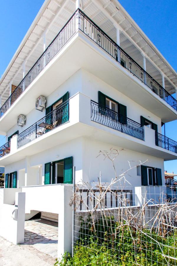 Ligia Waterfront Apartments Экстерьер фото